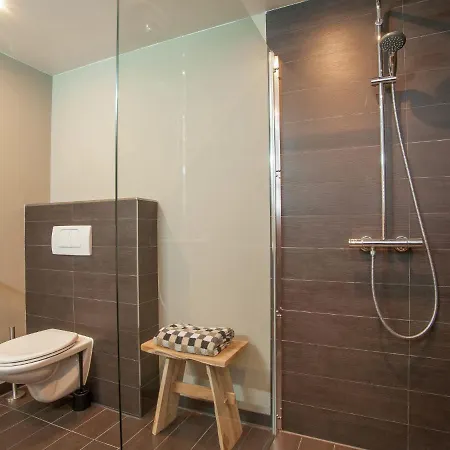 Modern In With Beach Near Daire *